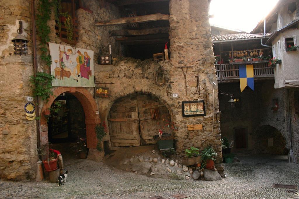Ferienwohnung Casa Del Vasaio Tenno Zimmer foto