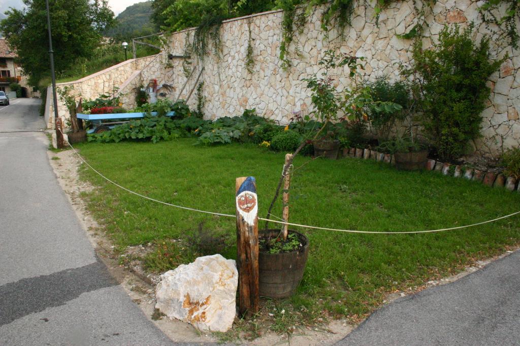 Ferienwohnung Casa Del Vasaio Tenno Zimmer foto